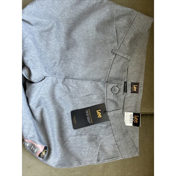 Lee Women's Size 8 Short Gray Straight Mid Rise Pants - Picture 4 of 4